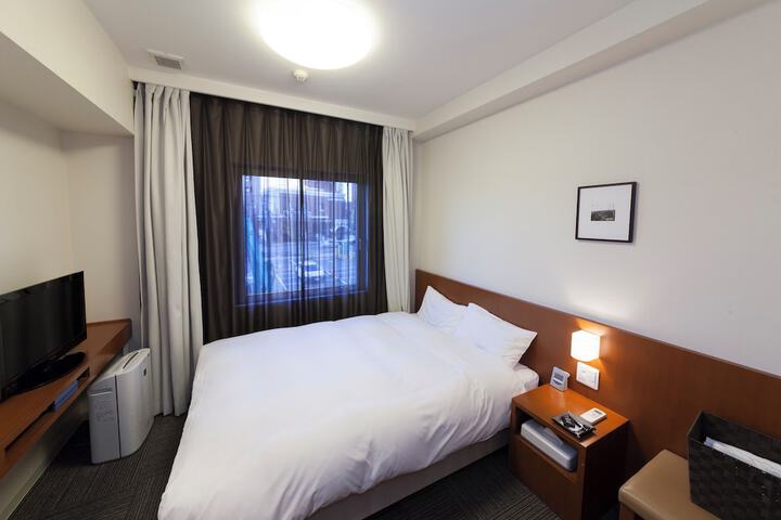 Room 18 of 78