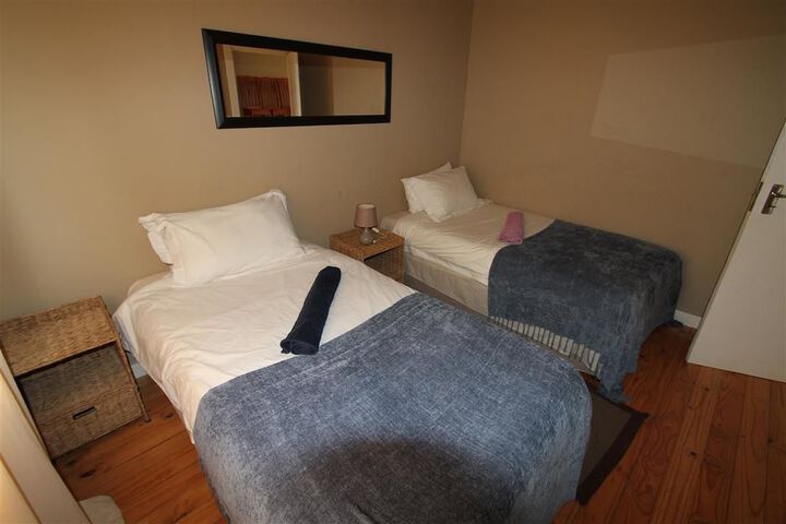 Room 7 of 73