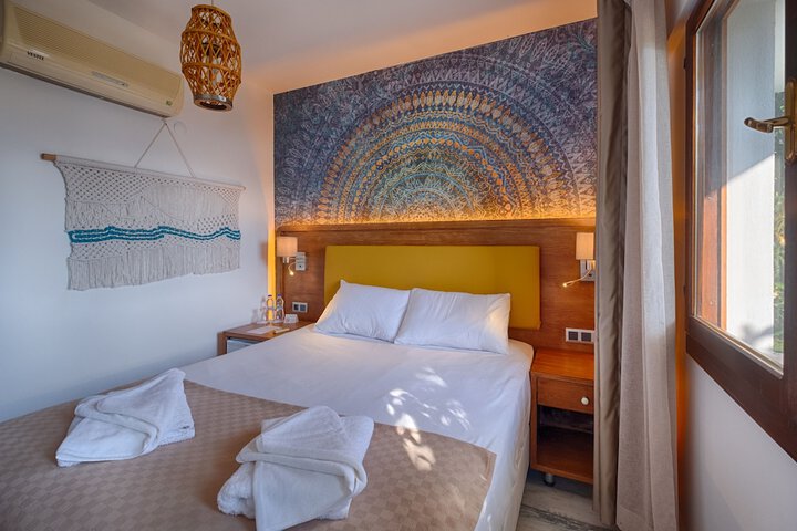 Room 3 of 50