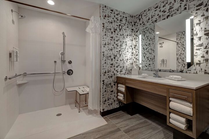 Bathroom shower