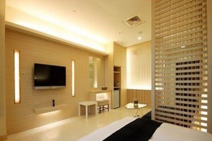 85 Jiafei Suite