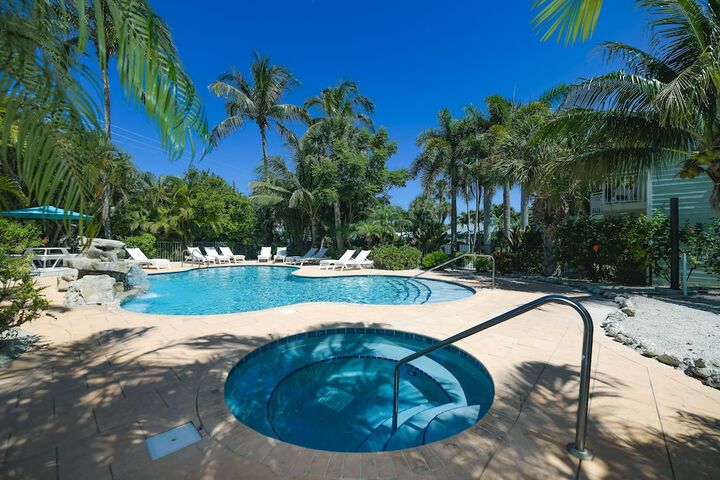 Pool 165 of 230