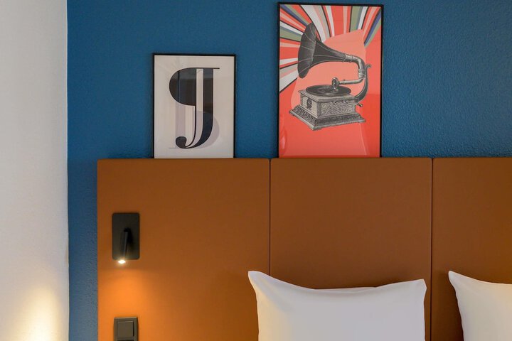 Room 14 of 55