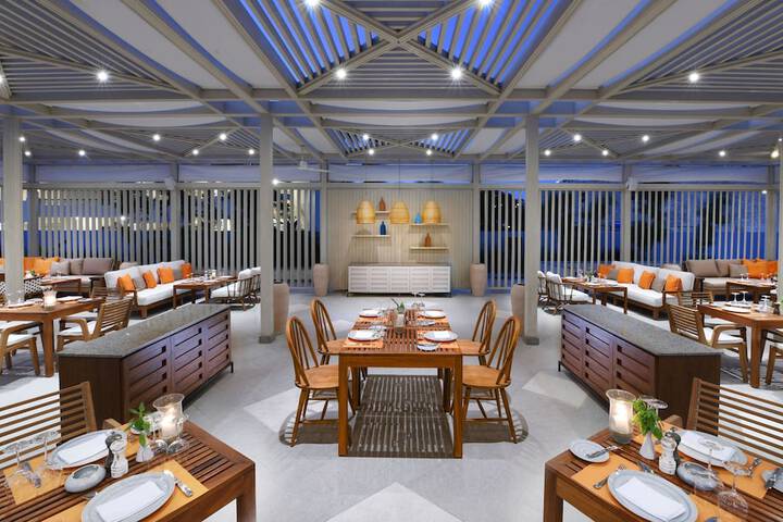 Dining 63 of 75