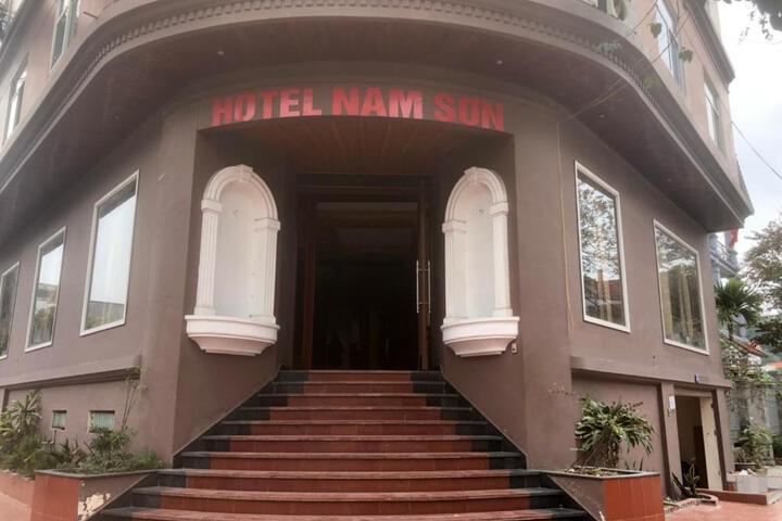 Hotel Nam Sơn