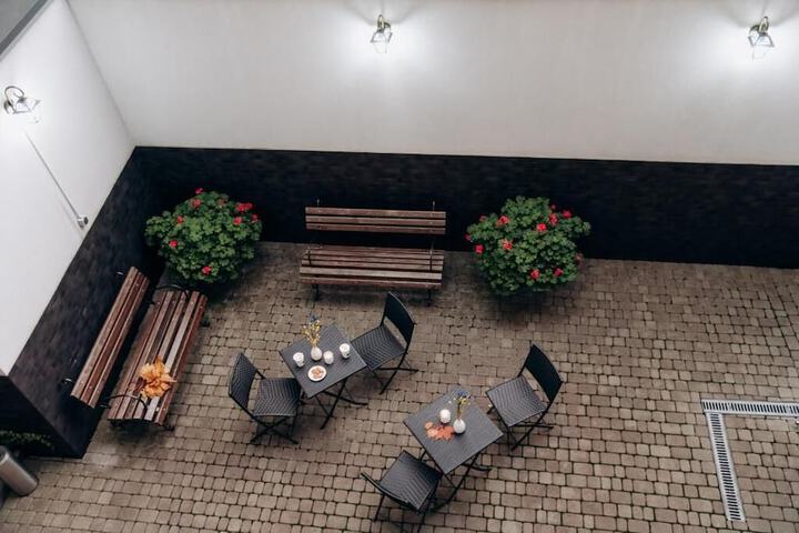 Hotel Exterior 59 of 65