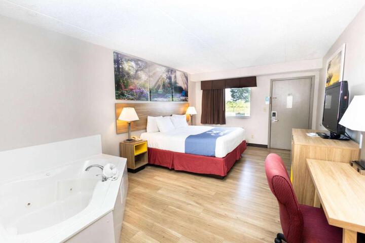 1 King Bed Accessible (1 of 19)