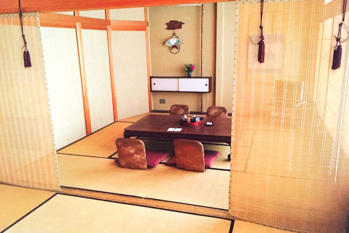 Room 4 of 55