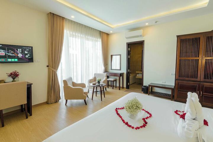 Room 43 of 73