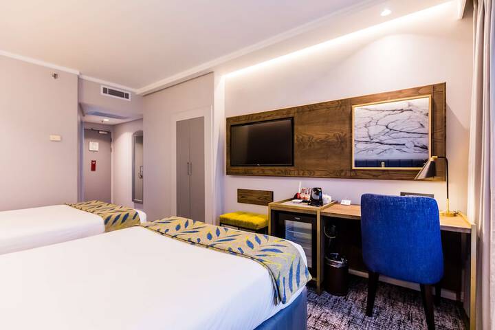 Room 14 of 54