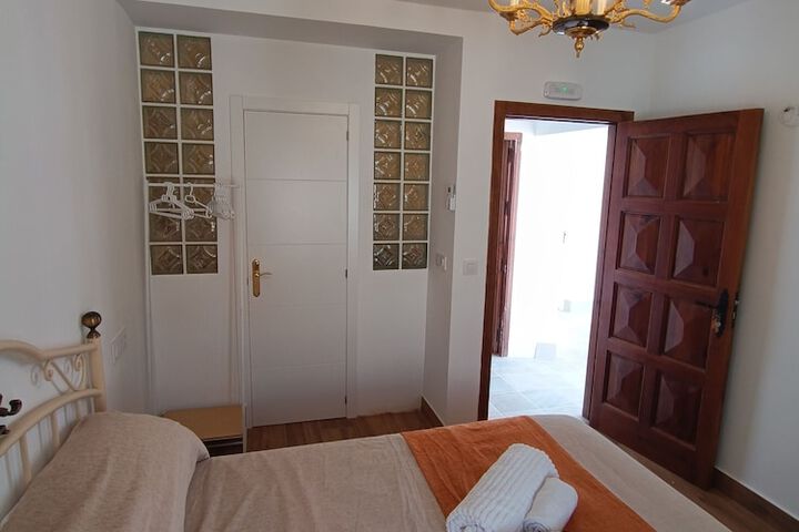 Room 13 of 52