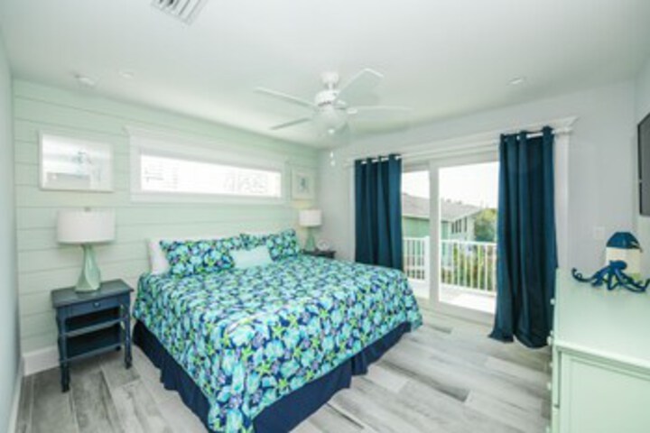 Room 15 of 25