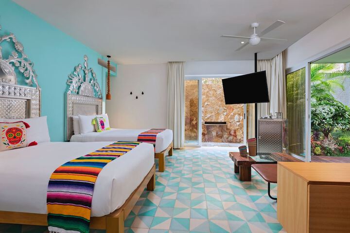 Room 20 of 214