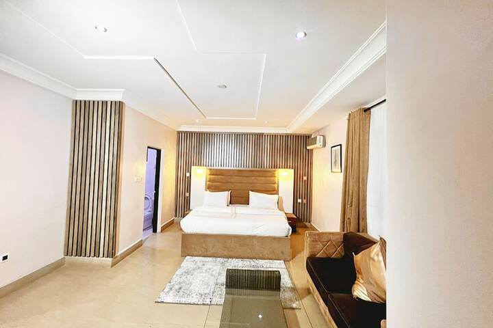 Room 17 of 45