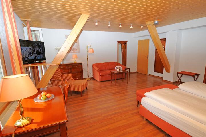 Room 21 of 140