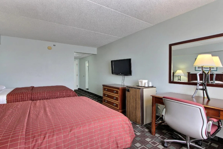 Room 2 of 13
