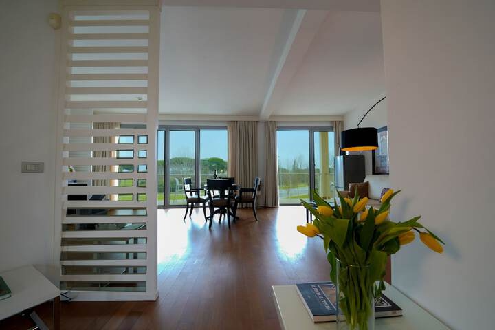 Room 30 of 119