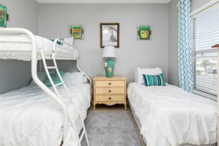 Room 41 of 44