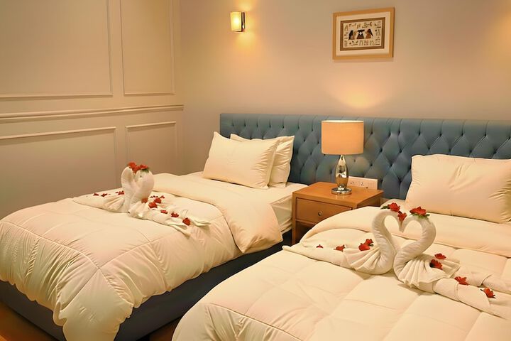 Room 49 of 77