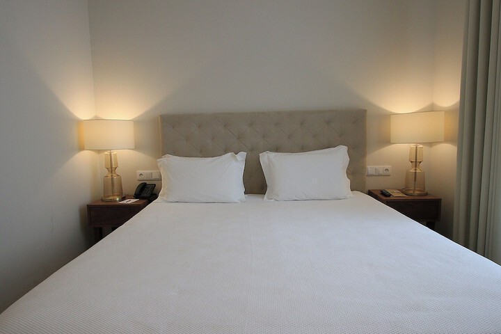 Room 28 of 80