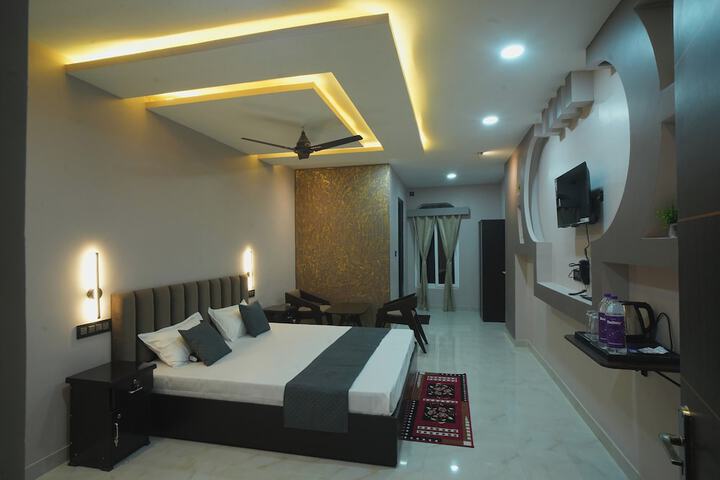 Room 7 of 27