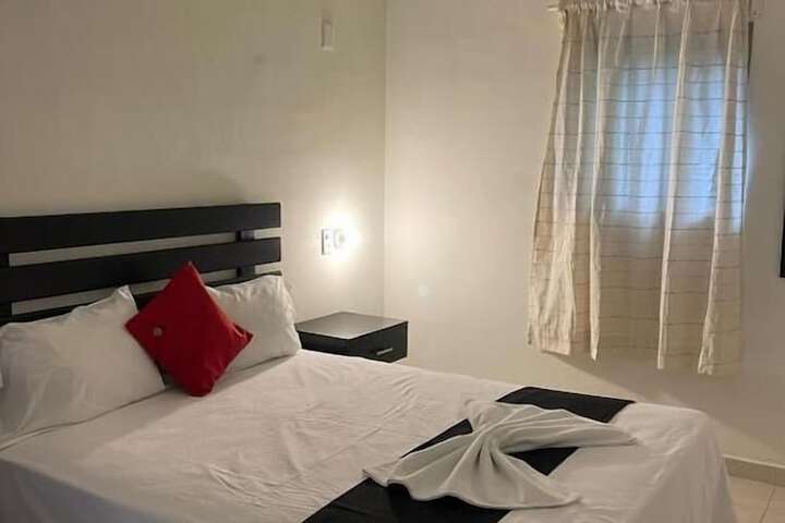 Room 5 of 48