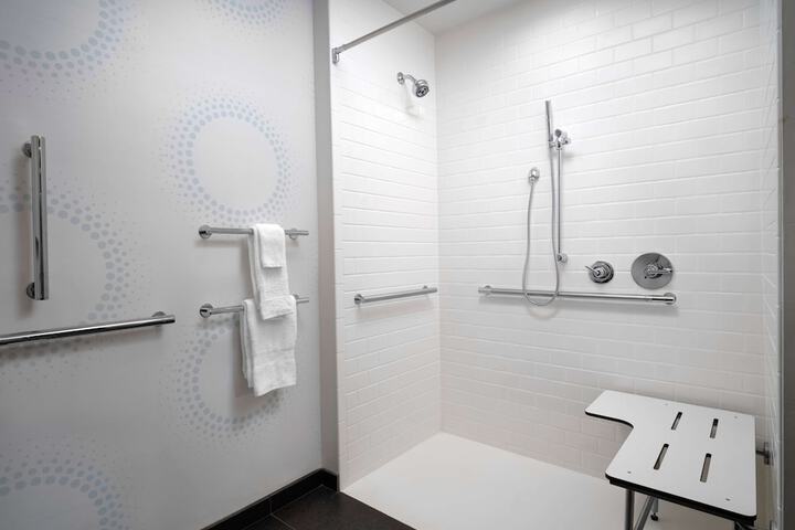 Bathroom shower
