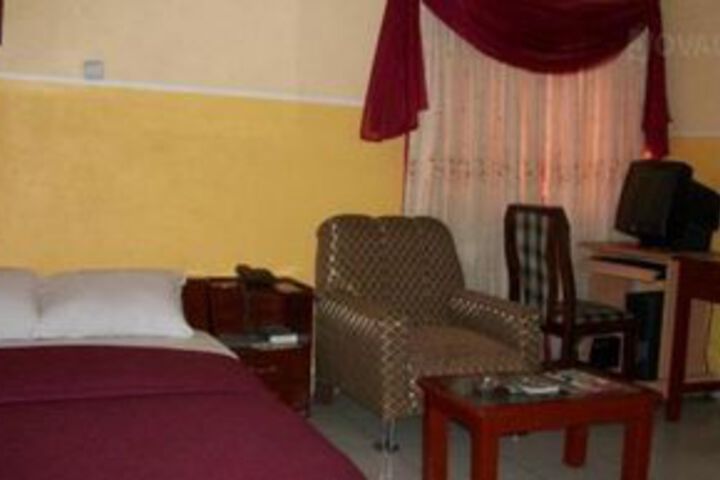 Room 5 of 20