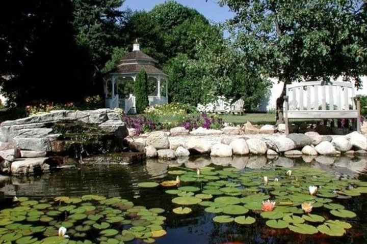 Hotel Exterior 100 of 100