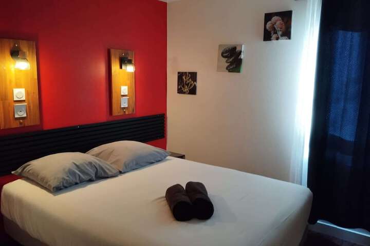 Room 35 of 80