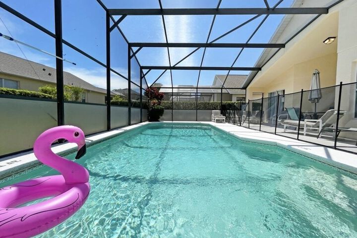 Pool 20 of 31