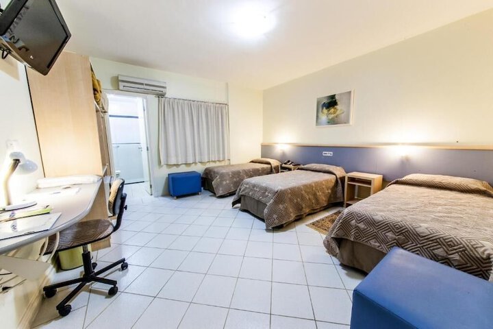 Room 15 of 36