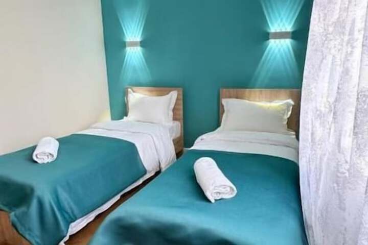 Room 2 of 16