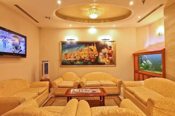 Lobby Entry