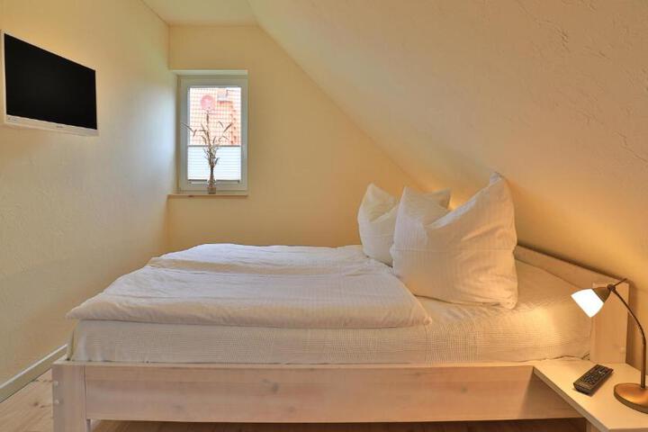 General 7 of 13