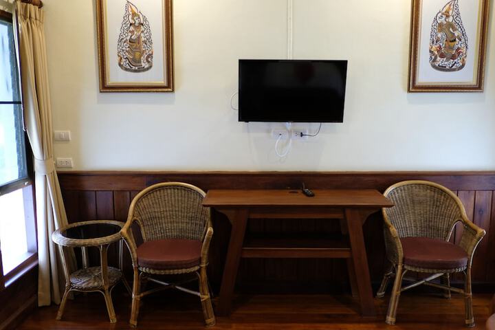 Room 17 of 37