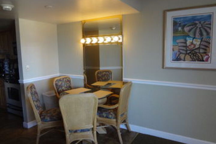 Hotel Suite Photo