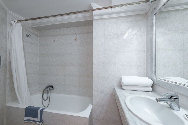 Bath Photo