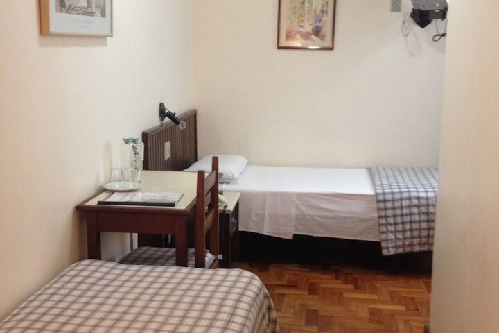 Room 15 of 72
