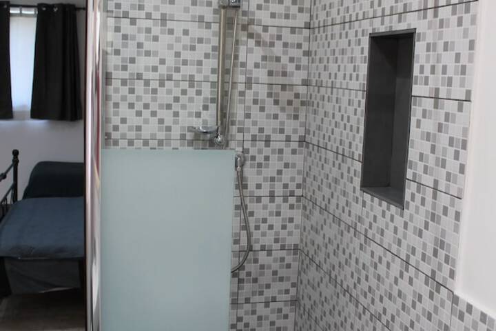 Room 22 of 22
