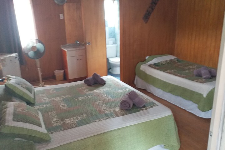 Room 4 of 52