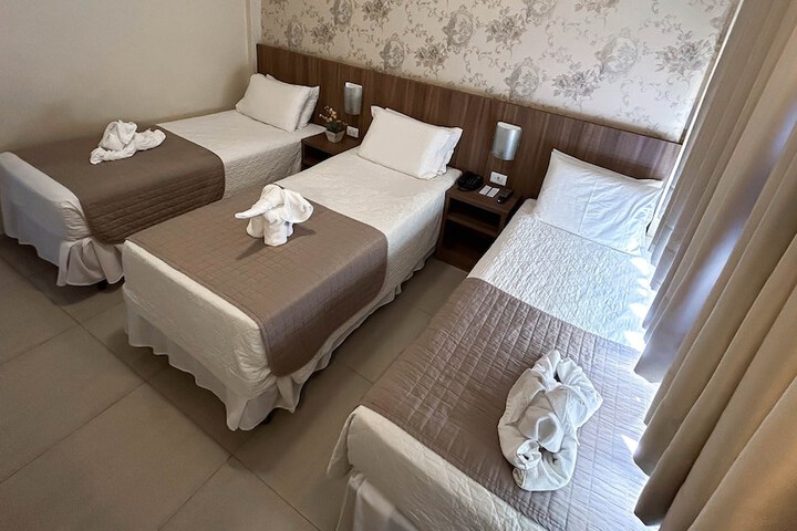 Room 47 of 103