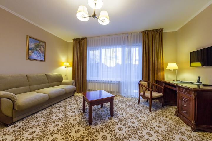 Room 18 of 46