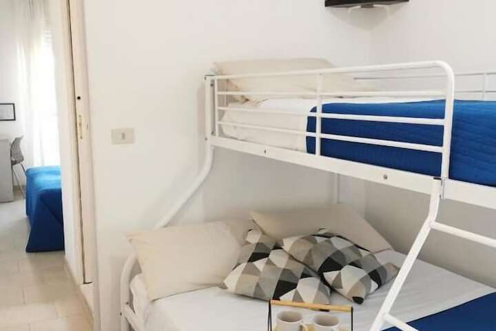 Room 17 of 62
