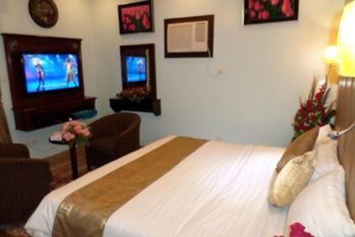 Room 7 of 22