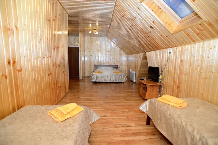 Room 17 of 29