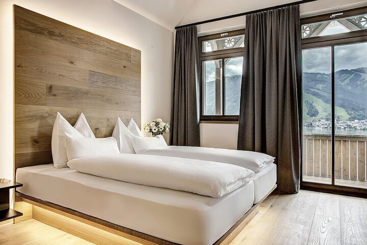 Room 7 of 26
