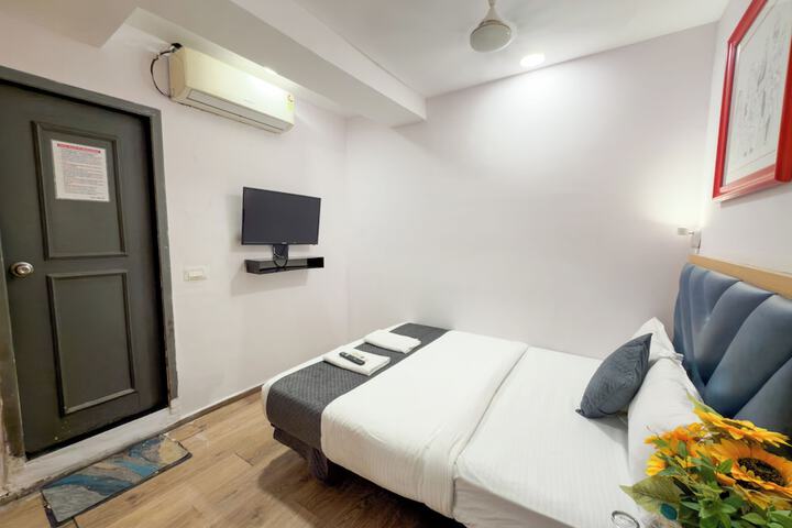Room 5 of 39
