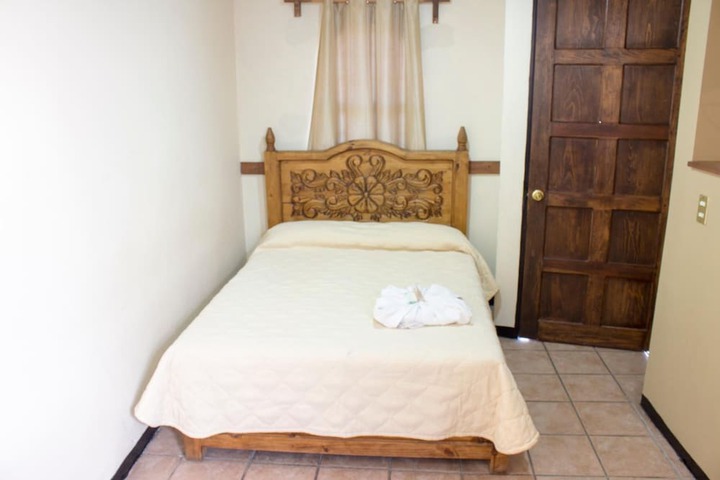 Room 19 of 42