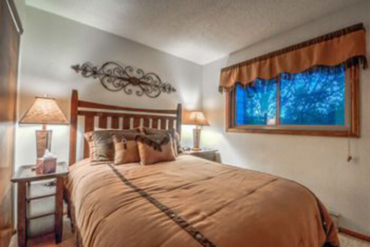 Room 72 of 168